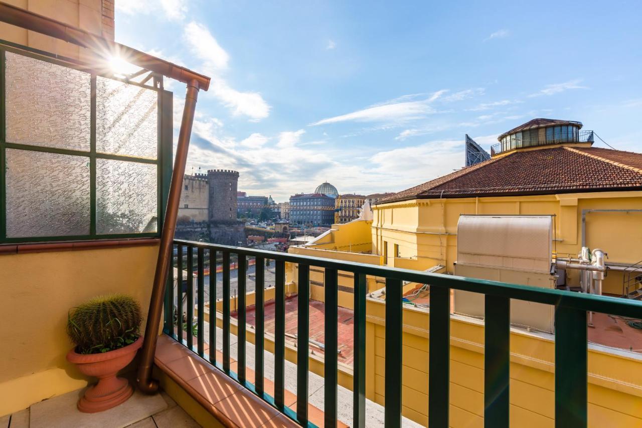 Piazza Municipio Apartments By Wonderful Italy Naples Extérieur photo
