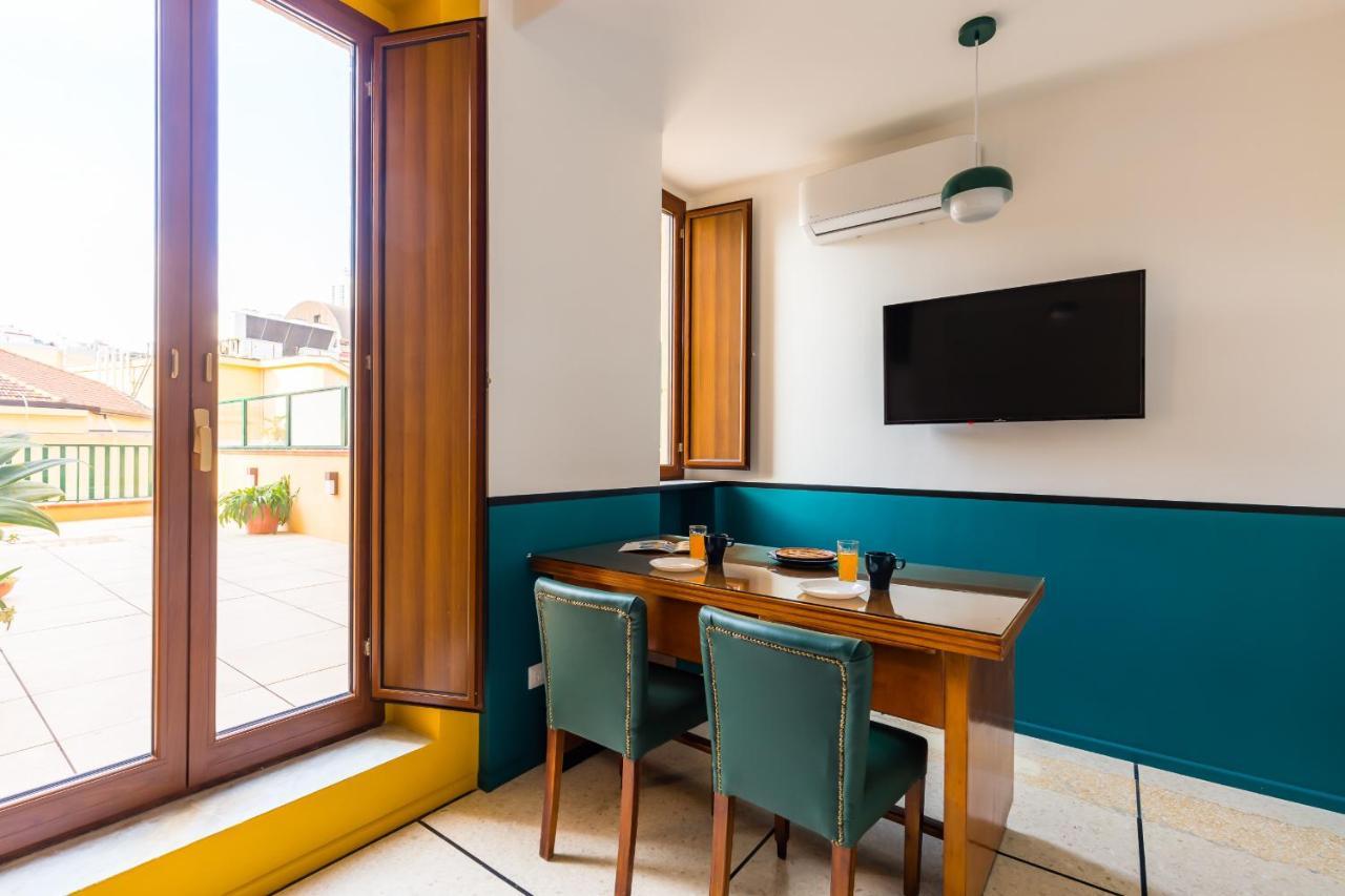 Piazza Municipio Apartments By Wonderful Italy Naples Extérieur photo