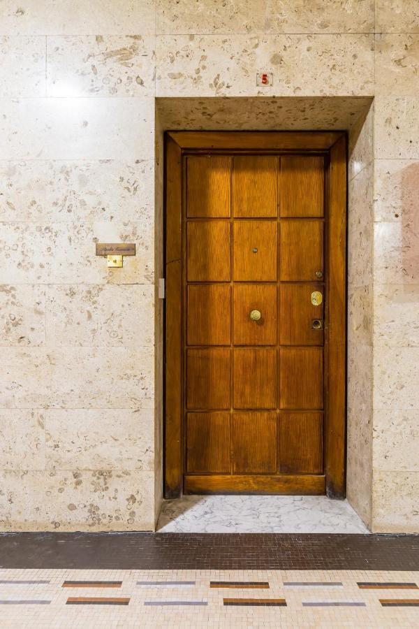 Piazza Municipio Apartments By Wonderful Italy Naples Extérieur photo
